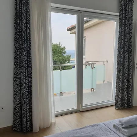 Apartment Ivancic 2 *
