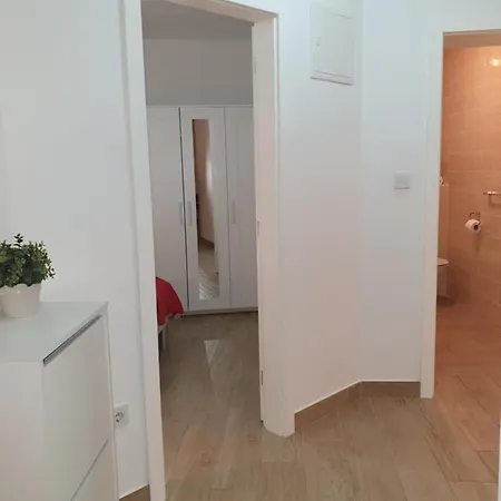 Ivancic 2 Apartment Novi Vinodolski